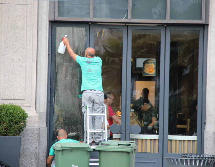 pellicole selettive anti uv mcdonalds piazza duomo milano