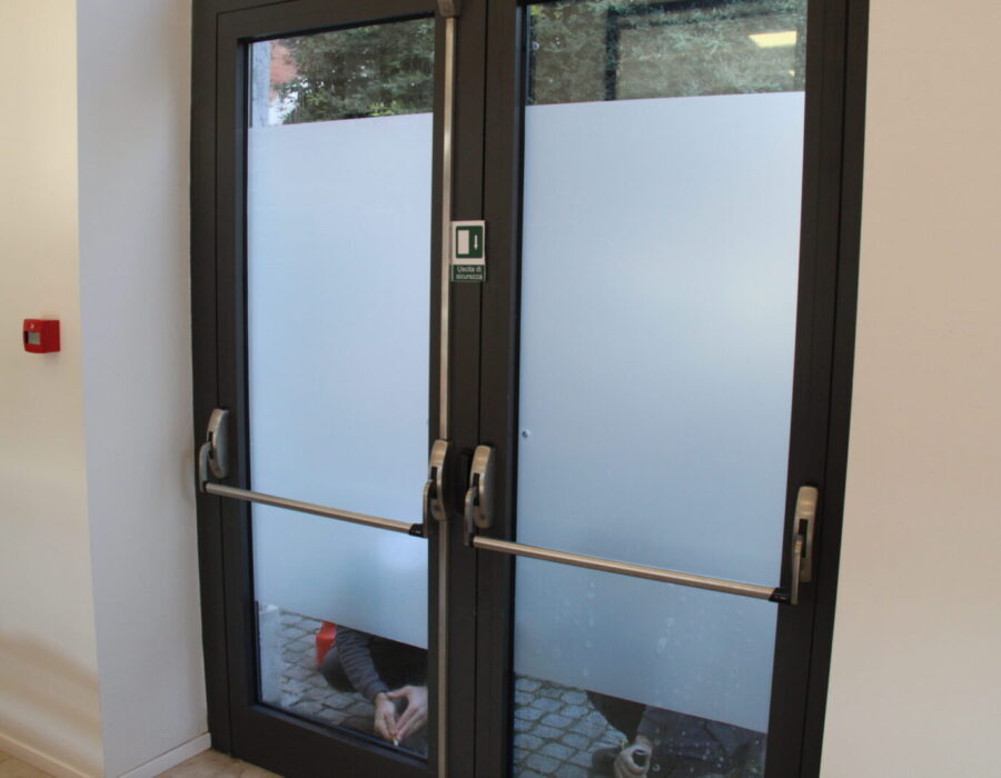 pellicole decorative satinate sala freccia stazione